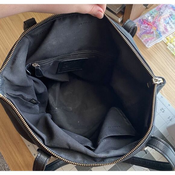 Coach Pebbled Leather Taylor Large Tote Black Shoulder Handbag No F1781-38312 01 - Picture 8 of 16